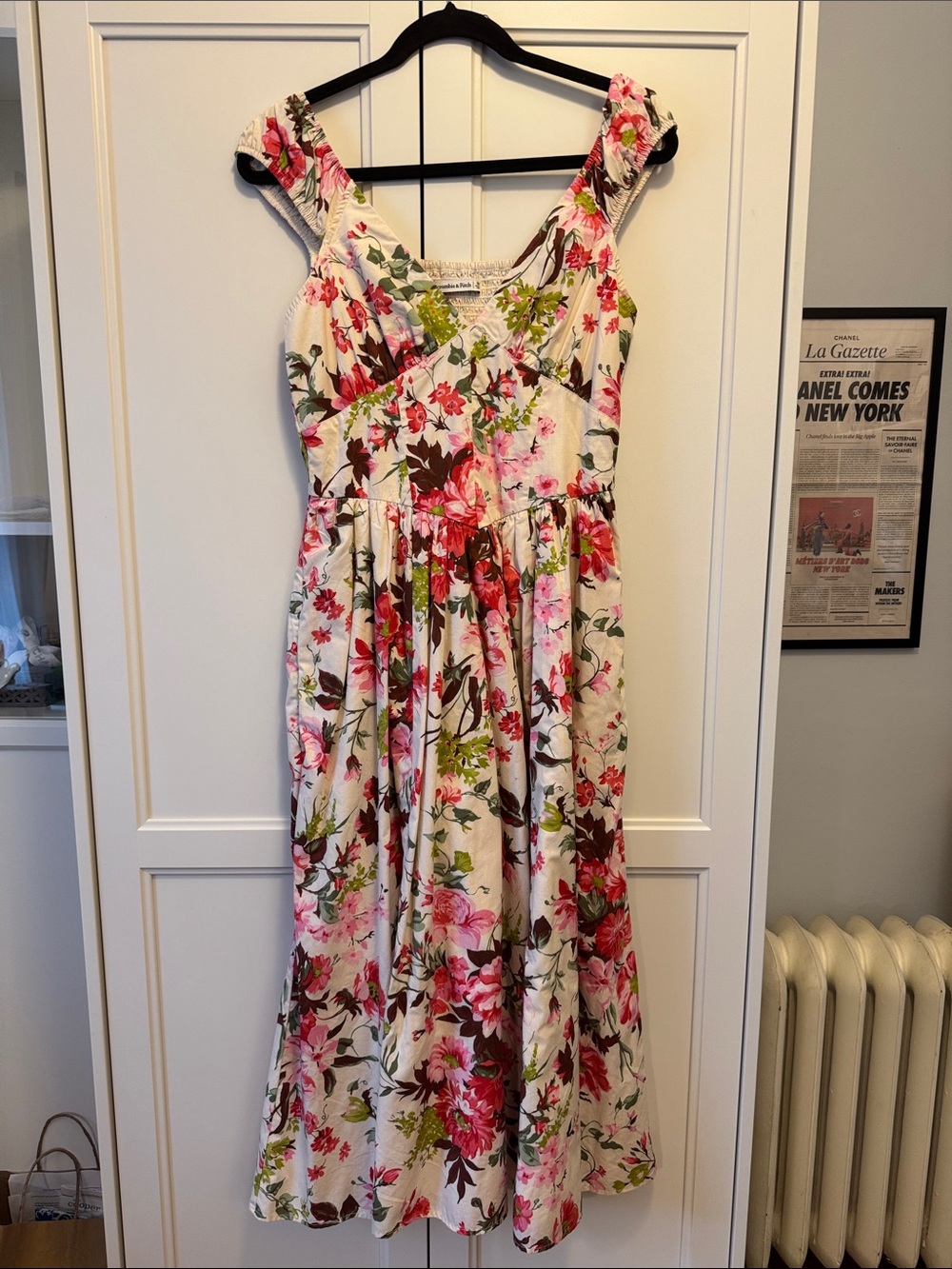Abercrombie Floral Midi Dress - cream with pink flowers - M - Brand New